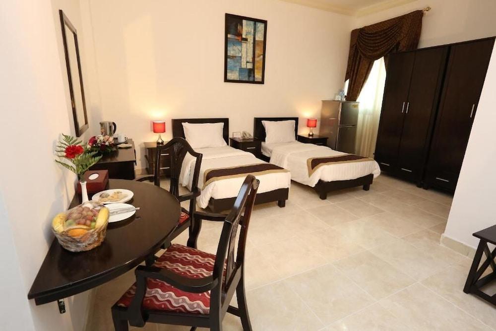 La Villa Palace Hotel Ντόχα Εξωτερικό φωτογραφία